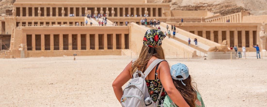 Expat women in Egypt by Diego F. Parra from Pexels